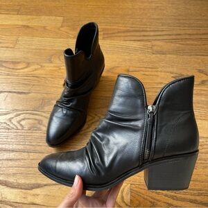 NEW Baretraps Serenity Ankle Black Size 9.5 NWT